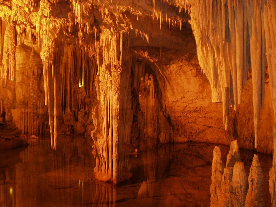 stalaktit, stalagmit, kandang, gua, speleothem, sardinia, formasi batuan, alam, objek batuan, keindahan alam