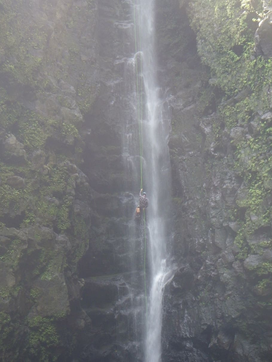 waterfall, rapel, rope, extreme, canyon, recreational, rappelling, water, beauty in nature, scenics - nature