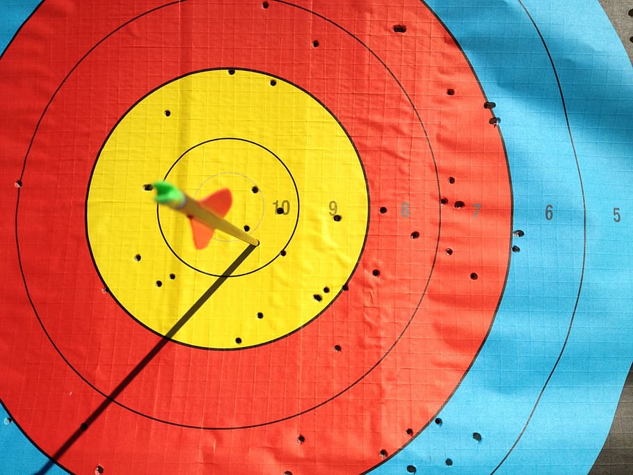 arrow, hitting, target, yellow, spot, archery, aim, circle, geometric shape, accuracy