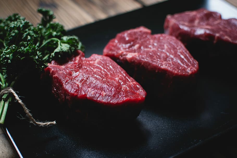 raw beef steaks, Raw beef, steaks, beef, close up, meat, paleo, steak, wood, food