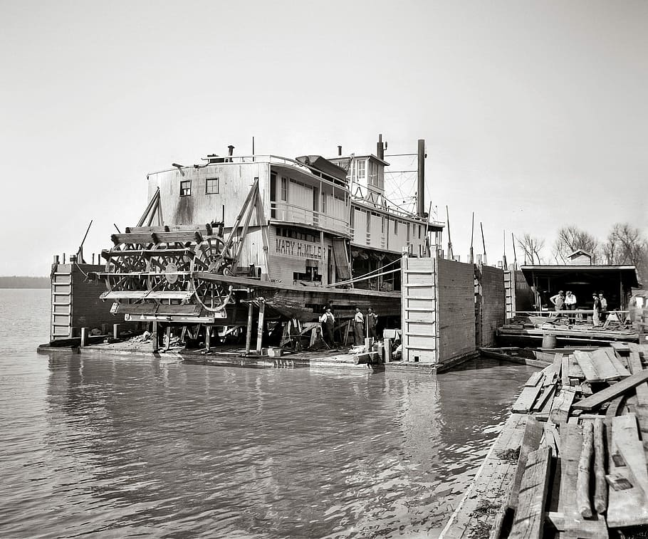 floating, drydock, vicksburg, mississippi, around, 1905, Floating drydock, Vicksburg, Mississippi, floating dock, monochrome