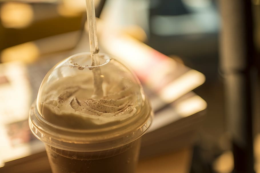 selective, focus photography, filled, shake, tumbler, straw, iced latte, iced coffee, coffee, coffee shop