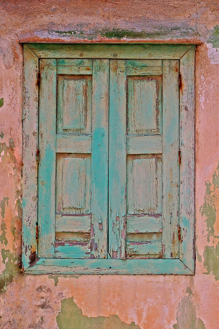 gabinete de madera verde azulado, samos, grecia, ventana antigua, nostalgia, persianas, madera, vacaciones, pueblo pesquero, isla griega