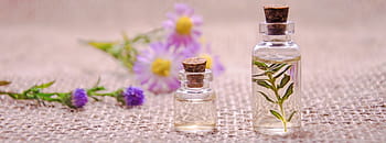 essential-oils-flower-aromatherapy-perfu