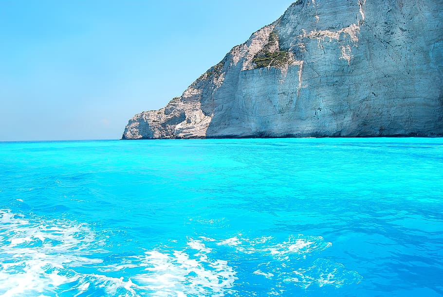 azul, mar, blanco, acantilados, mar jónico, color azul, el mar mediterráneo, cala del naufragio, ola, roca