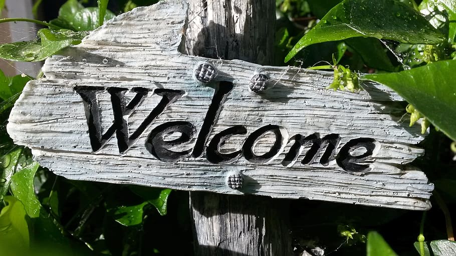 white, wooden, welcome, signage, welcome sign, garden decoration, home, decoration, garden, sign