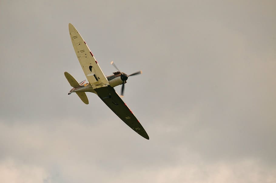 spitfire, airshow, ww2, battle of britain, classic fighter, flying, history, raf, airplane, air vehicle