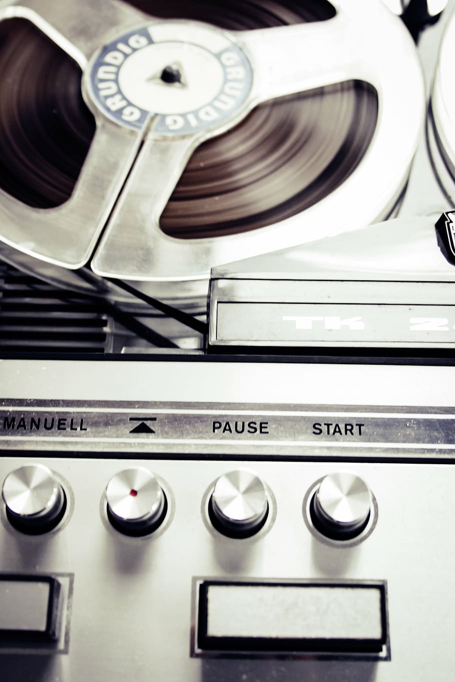 gray cassette player, pause, star, knob, technology, audio, record, player, vinyl, vintage