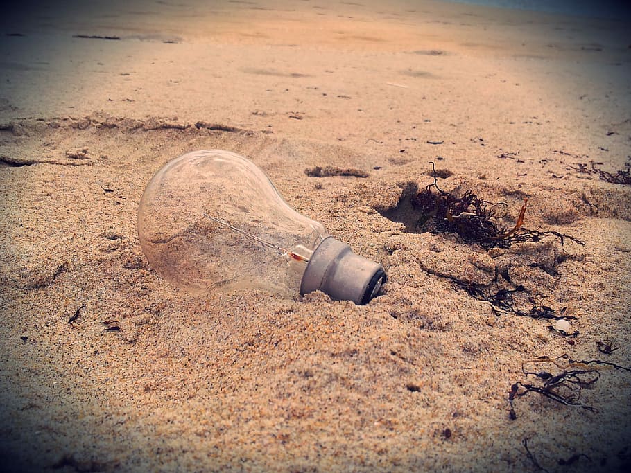 Bulb, Soledad, Sand, garbage, water, oil industry, outdoors, land, day, nature