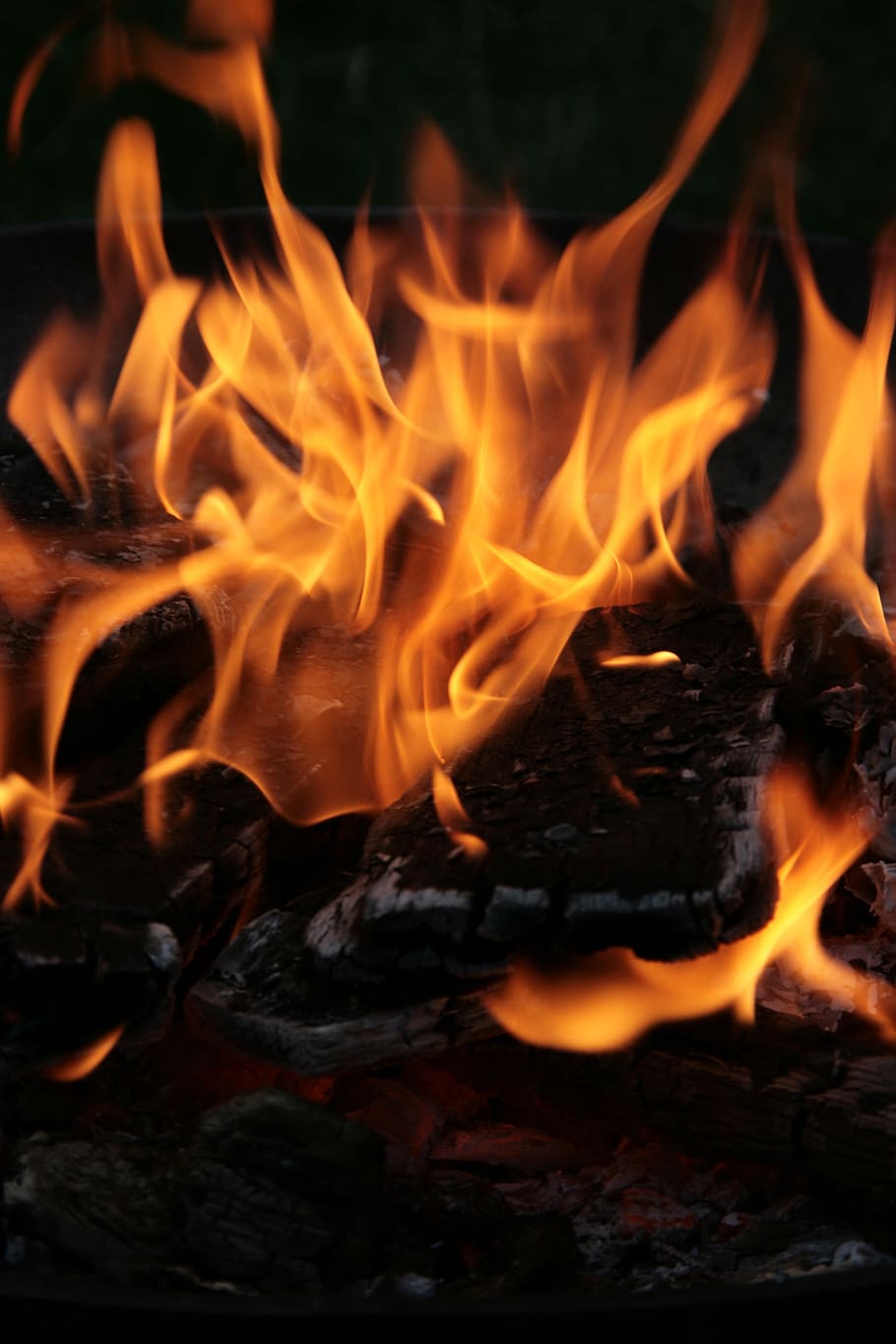 fire, combustion, burn, flame, heat, hot, embers, glow, wood, fireplace
