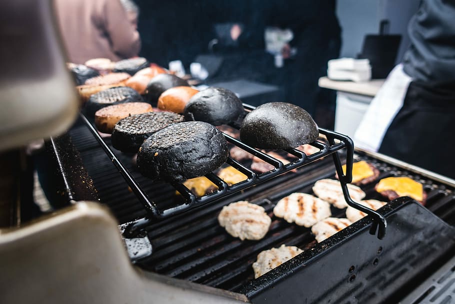 squid ink, black, burger buns, Toasting, buns, burger, cooking, grilling, outside, process