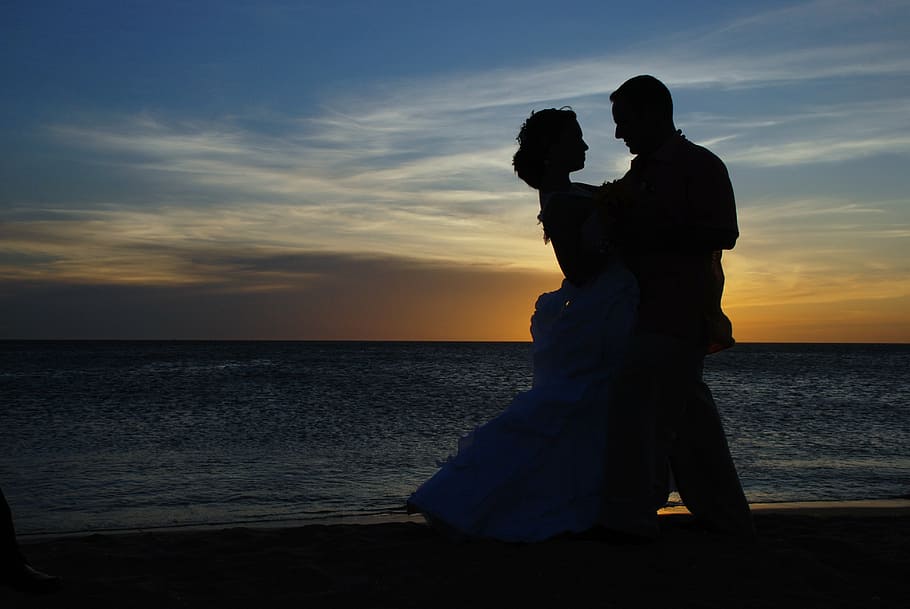 silhouette, dancing man, woman, shore, sunset, couple, wedding, married, marriage, romantic