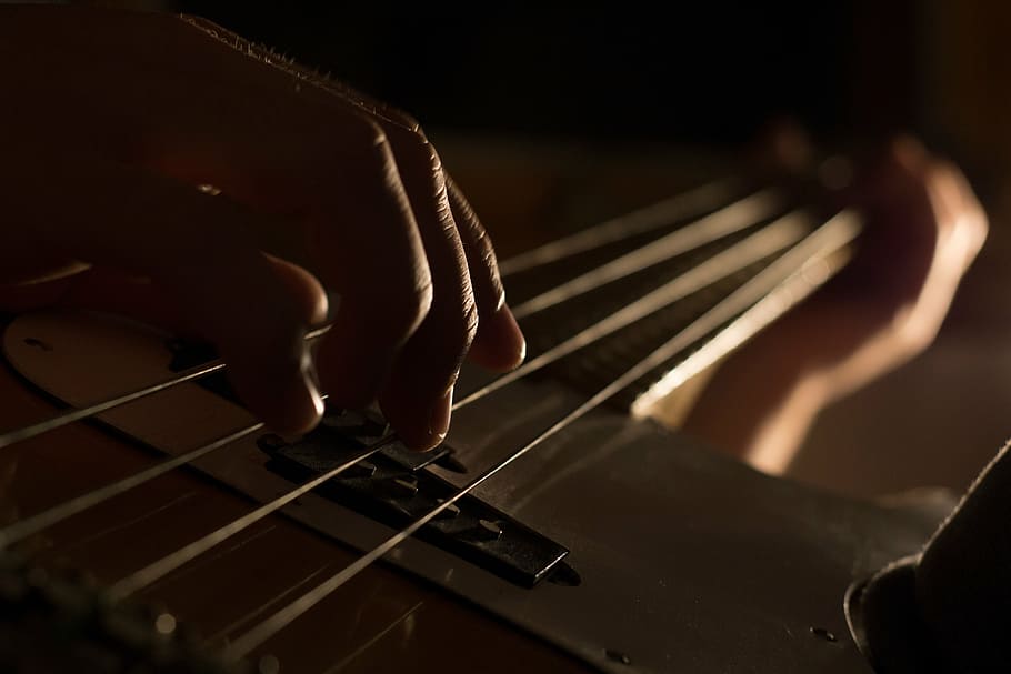 pessoa, usando, baixo, tocar, elétrico, violão, corda, mão, musical, instrumento