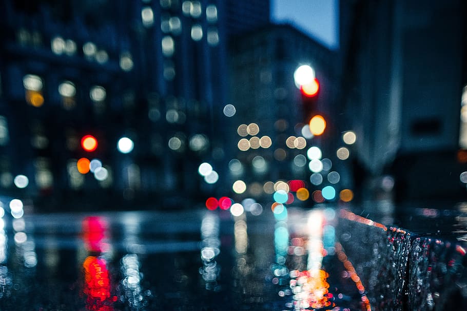 molhado, rua da cidade, noite, cidade, rua, à noite, urbano, abstrato, desfocado, paisagem urbana