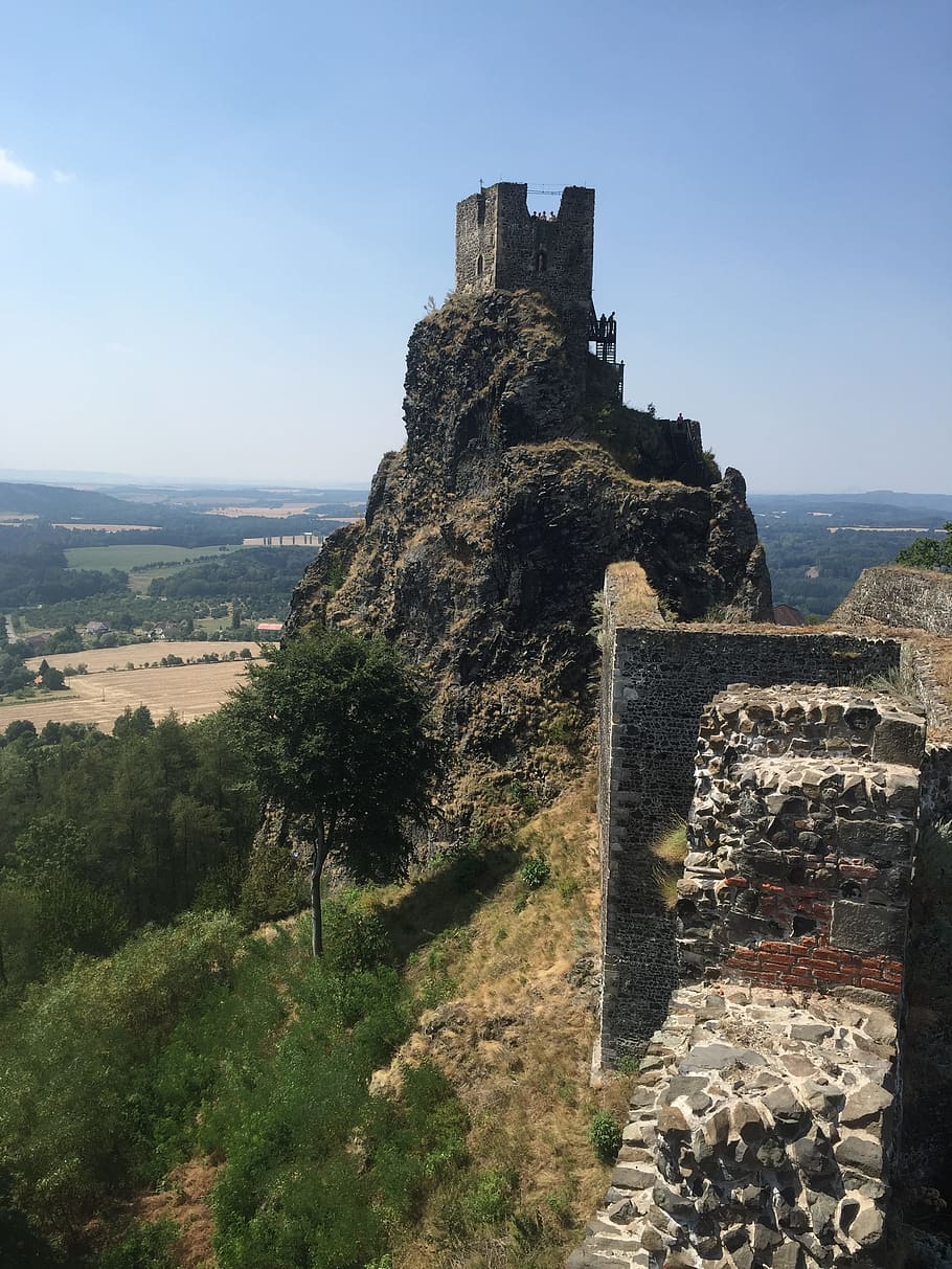 ruined, castle, top, mountain, blue, sky, trosky castle, ruins, 8 wonder of the world, middle ages