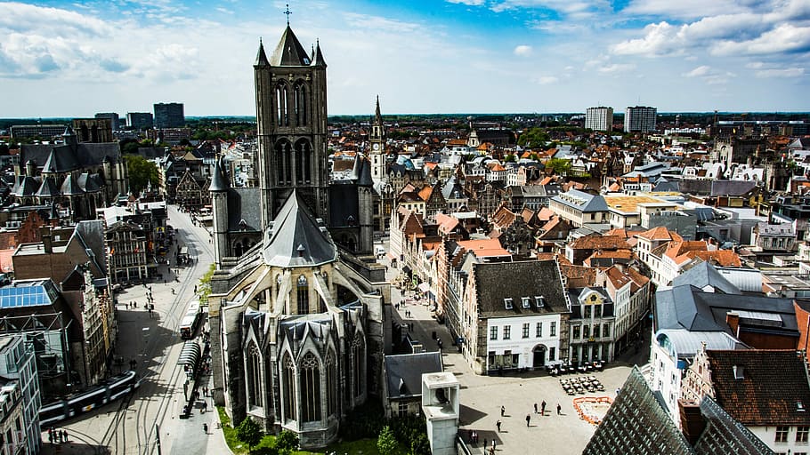 fotografía de paisaje, edificios de gran altura, arquitectura, paisaje urbano, techo, lugar famoso, escena urbana, ciudad, europa, iglesia