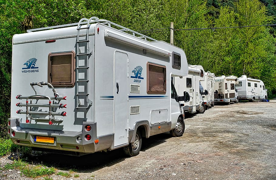 white, recreational, vehicle lot, Motorhomes, Campers, Holiday, park, rv camping, transport, camping