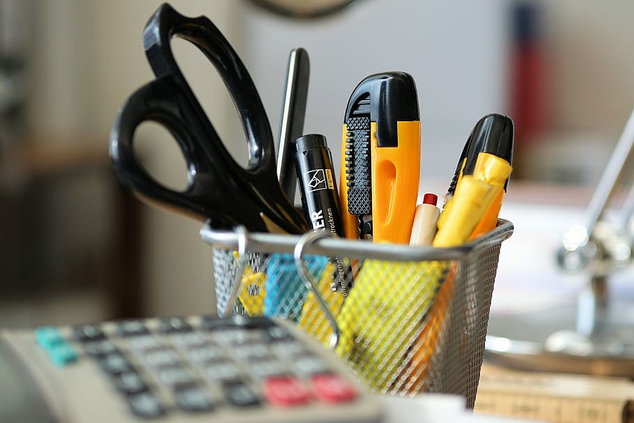 black, scissor, utility knife, office, office supplies, desk, office accessories, scissors, stationery, pen