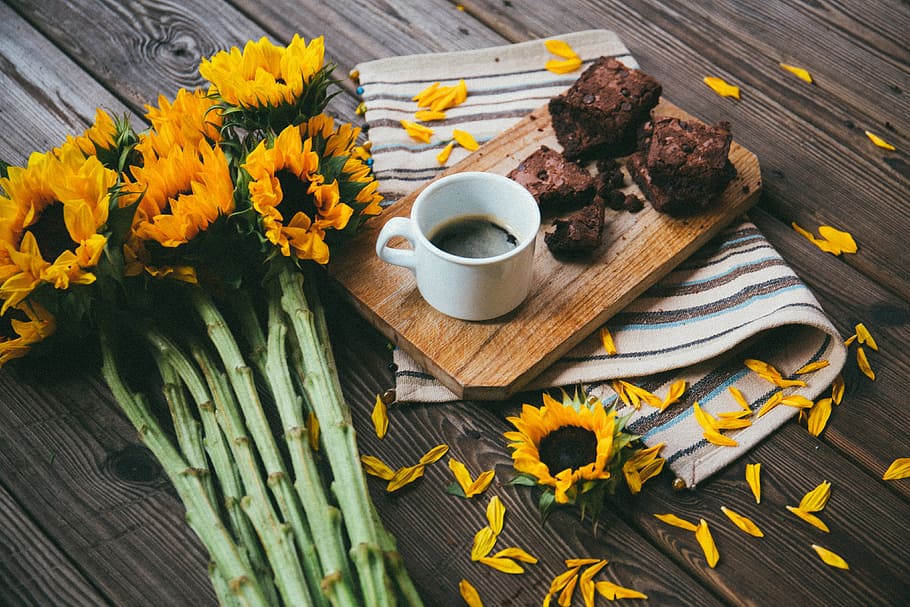 coffee, cake, Flowers, food/Drink, flower, food, wood - Material, cup, table, nature