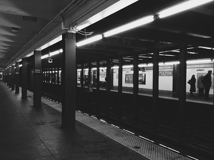 kereta bawah tanah, stasiun, transportasi, kota, perkotaan, New York, NYC, hitam dan putih, gaya hidup, angkutan kereta api