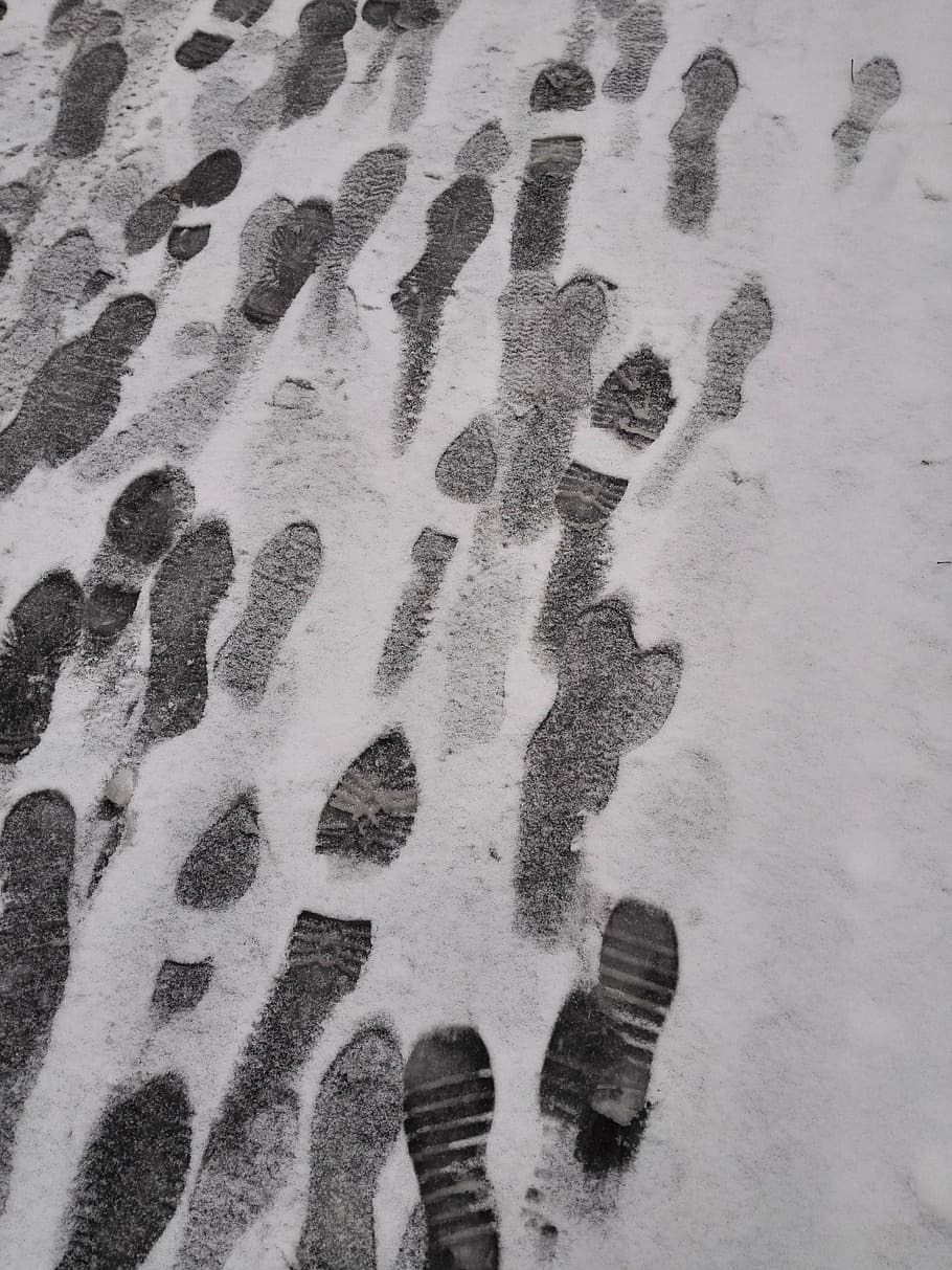 snow, footprints, black and white, minimalist, winter, full frame, cold temperature, backgrounds, nature, footprint
