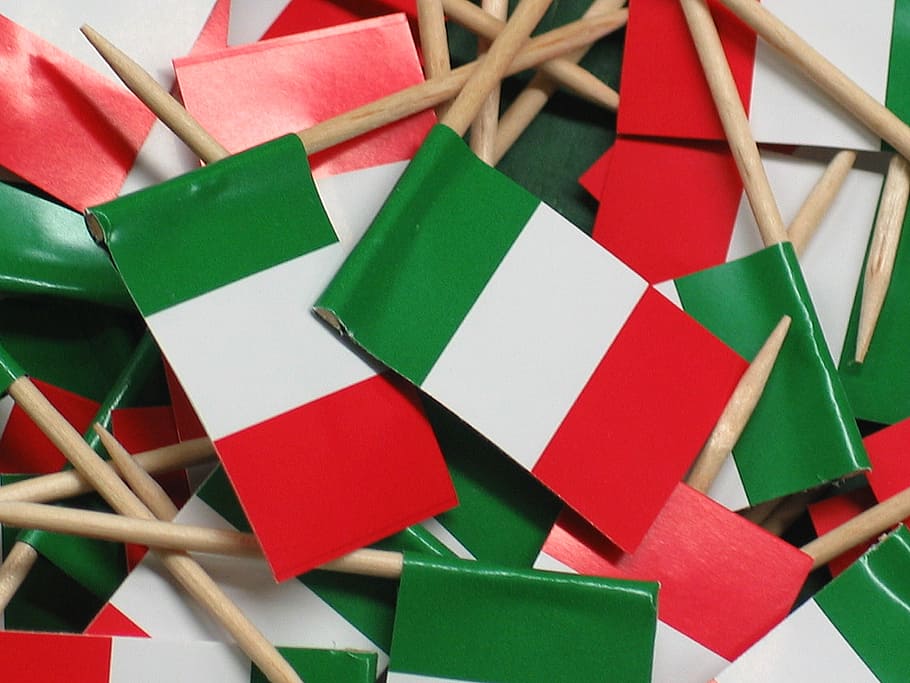 flag, italy, blow, flags and pennants, spit, paper, paper banner, wooden skewer, party, green