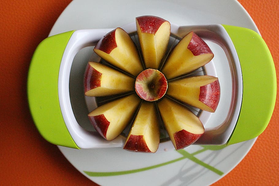 apel, belah, irisan apel, buah, makan sehat, makanan, makanan dan minuman, kesegaran, langsung di atas, irisan