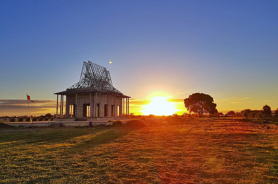Templo camboyano de Com, Adelaida, Australia del Sur, cielo, arquitectura, estructura construida, puesta de sol, exterior del edificio, naturaleza, sol