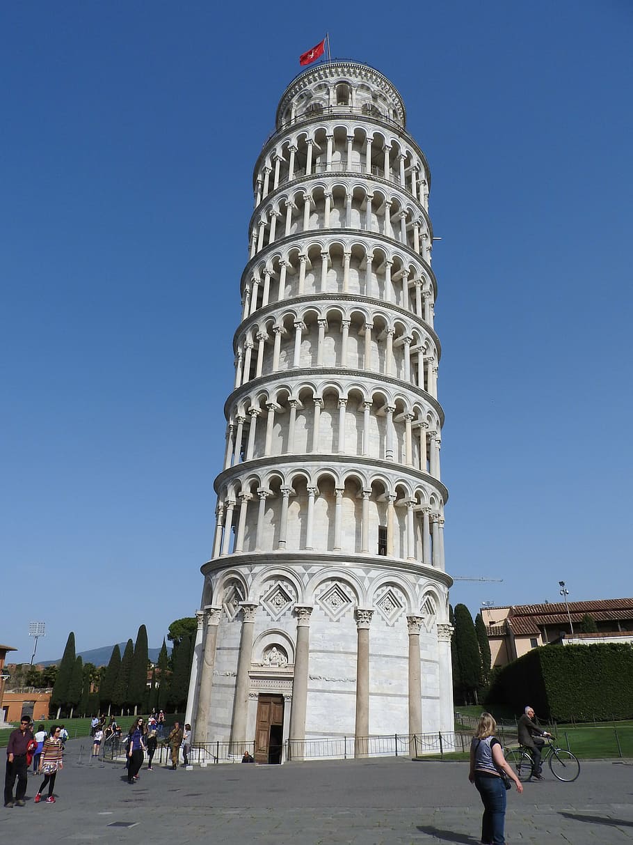 Pisa, Italia, torre, monumento, estructura construida, exterior del edificio, arquitectura, cielo, personas reales, mujeres
