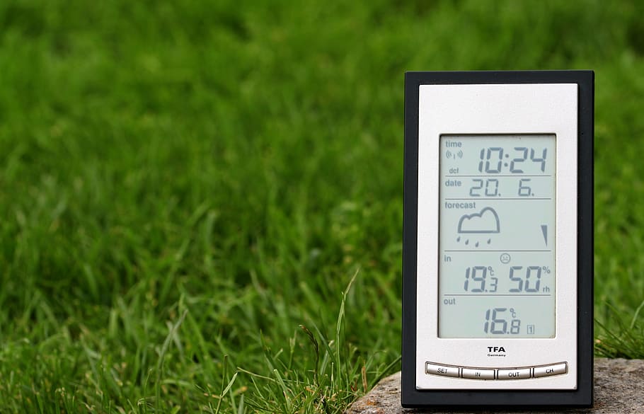 digital, display, Weather Station, Digital Display, weather forecast, time of, temperature display, date, rain forecast, grass