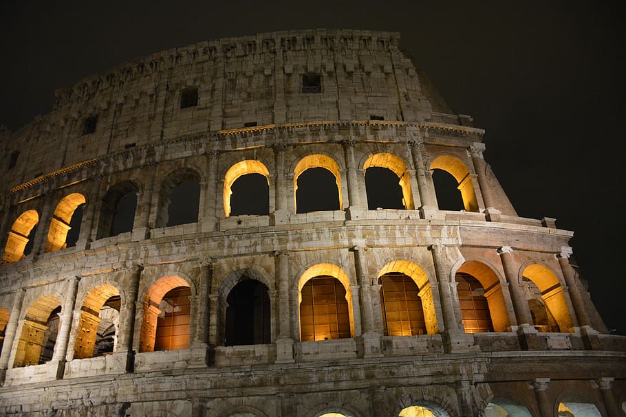 Roma, noche, ciudad, iluminada, oscura, kolosseum, maravilla del mundo, arena, gladiador, viajes