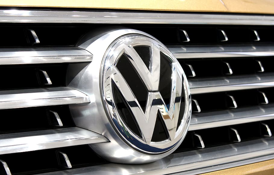 gris, parrilla de Volkswagen, foto de primer plano, VW, Volkswagen, deporte, sello, logotipo, auto, coche