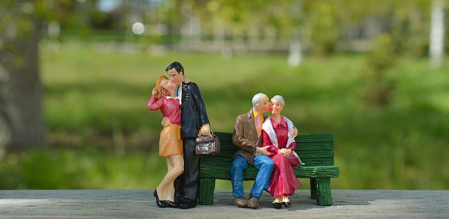 couple, sitting, bench, another, standing, next, bench figurine, Couples, Kissing, Love, Romance