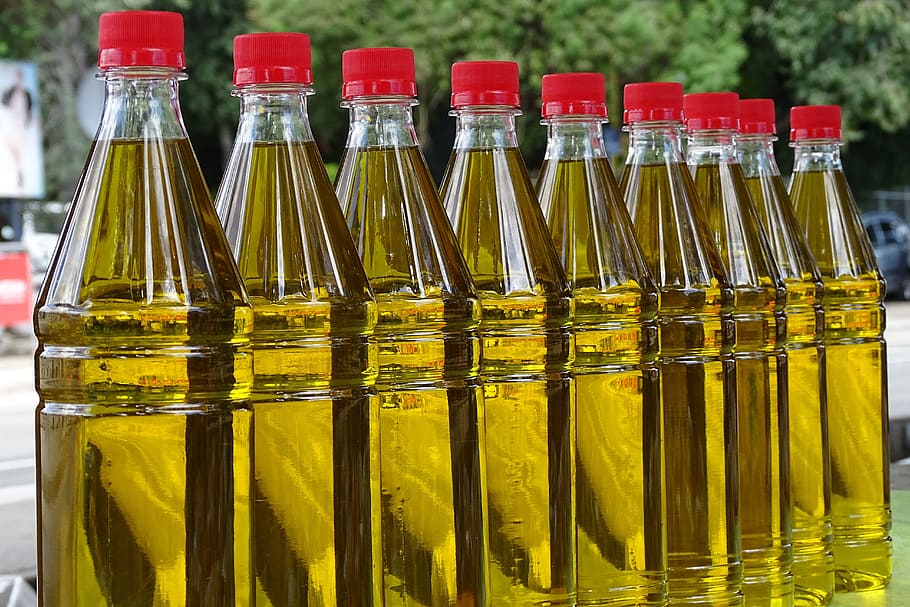 nove frascos de óleo, azeite, mercado, comida, óleo, preenchido, comer, garrafas, amarelo, mediterrâneo