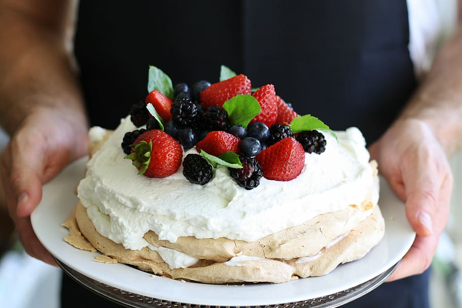 cake, raspberry, blueberries, mixed berries, pavlova, pie, sweet, whipped cream, meringue, mint
