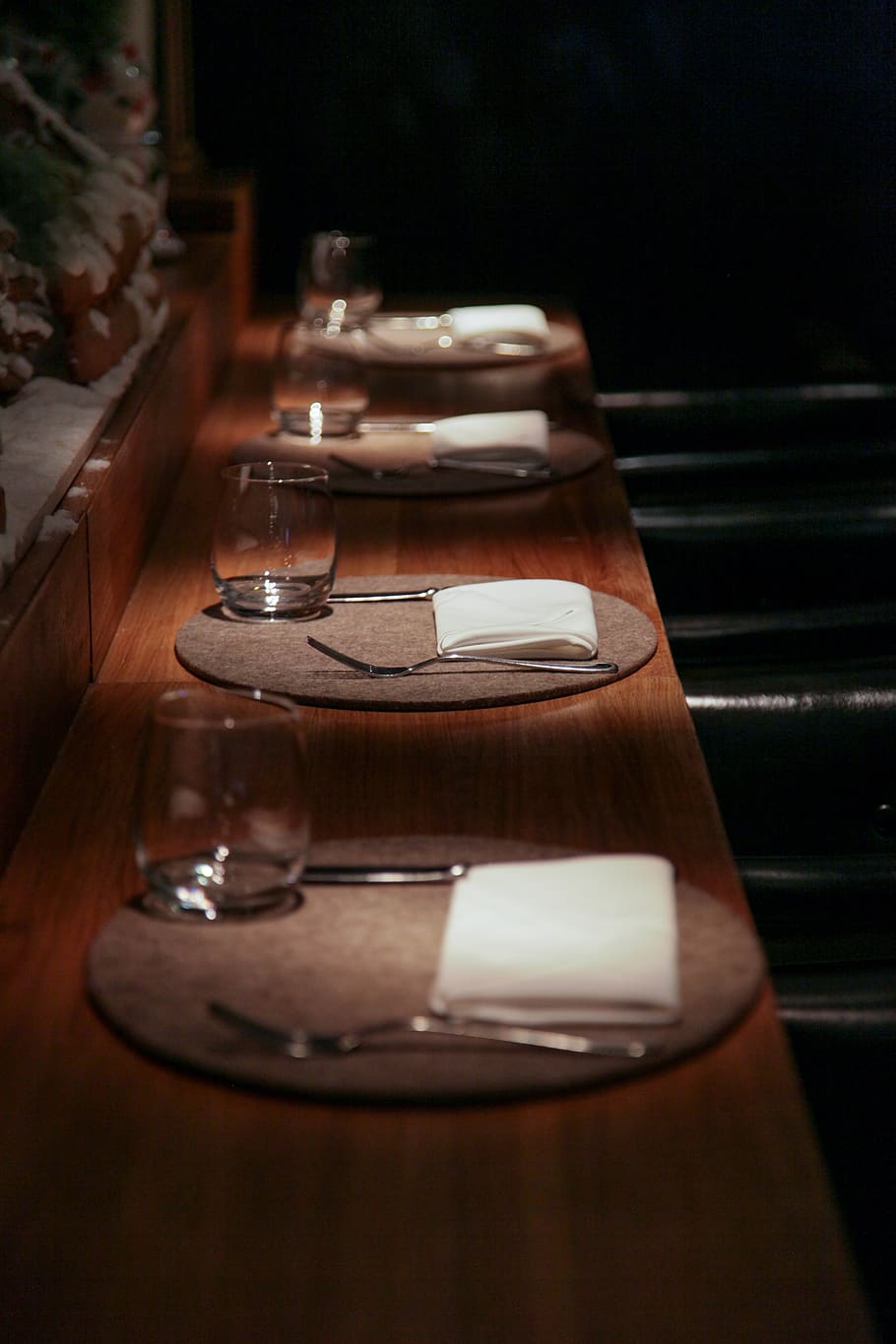 table, fork, spoon, knife, appointments, restaurant, cuisine, food, caffe, bar