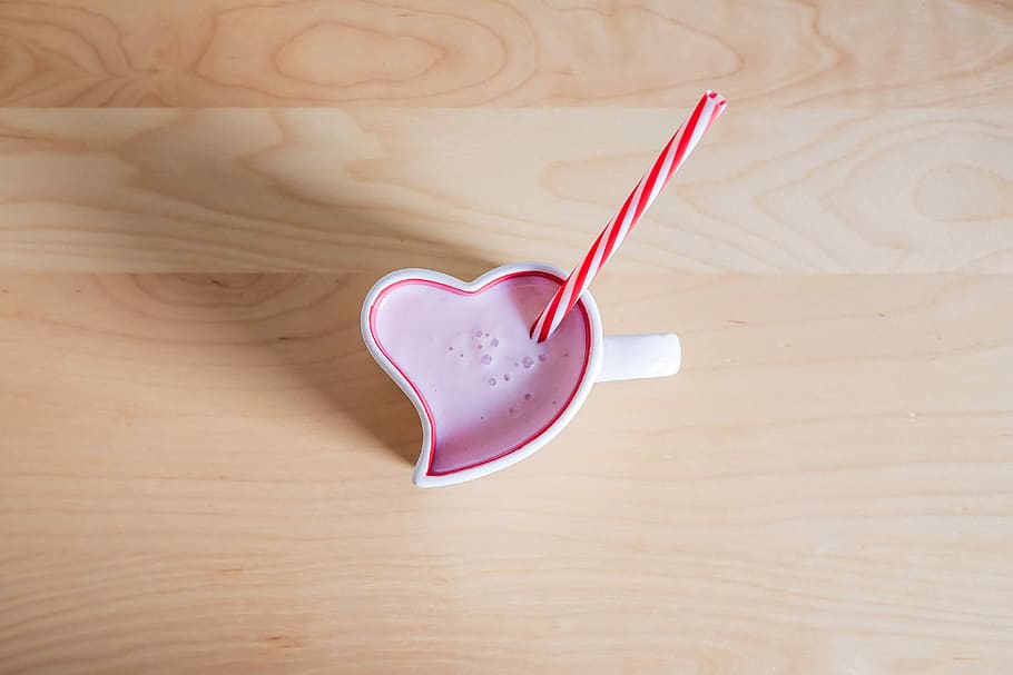 strawberry milkshake, heart, shaped, Strawberry, Milkshake, Lovely, Heart Shaped, Cup, couple, desk