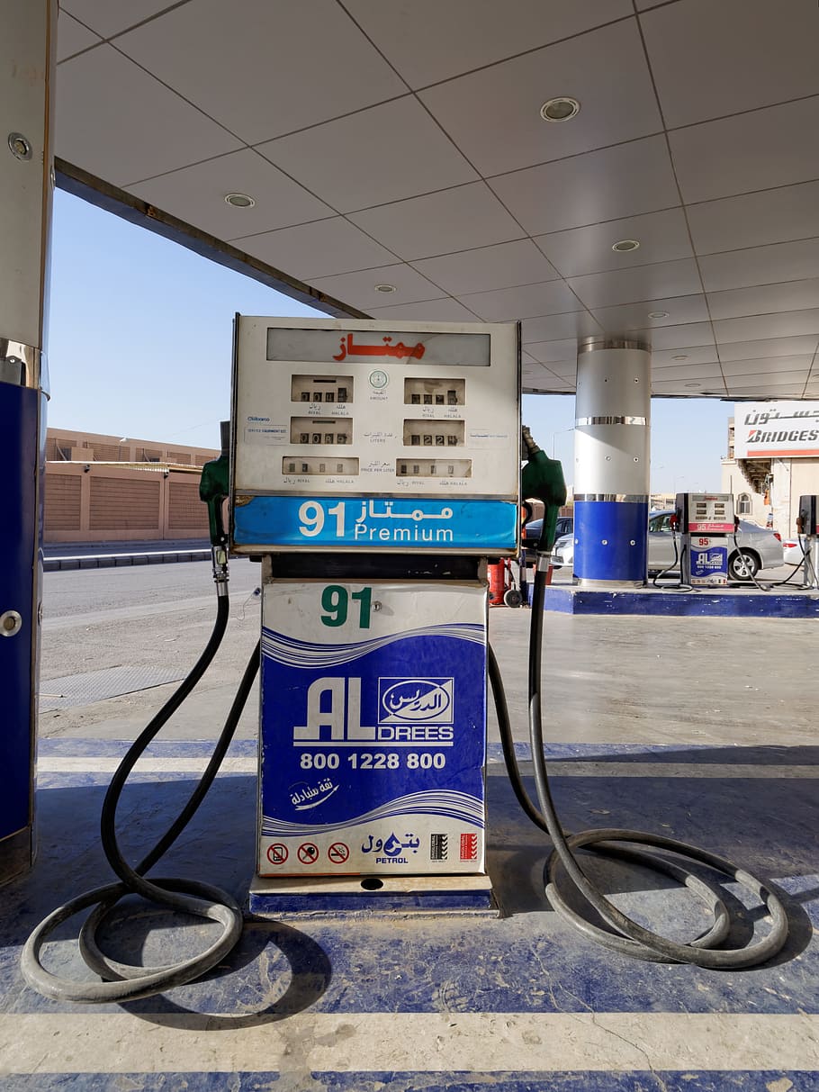 petrol stations, petrol, gas, gas pump, fuel, refuel, saudi arabia, arabic, islam, asia