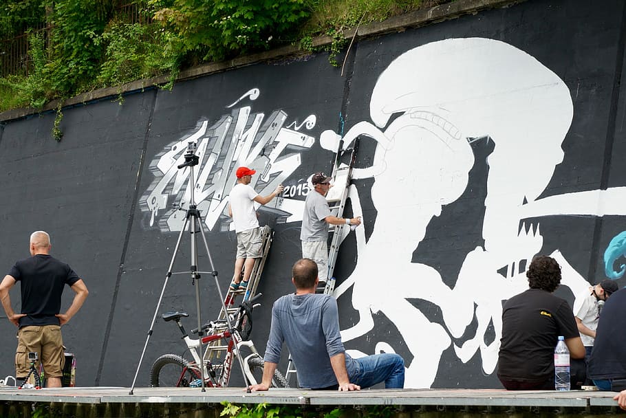 Wall, Sprayer, Graffiti, Art, artists, graffiti, art, viewers, movie recording, standing, people