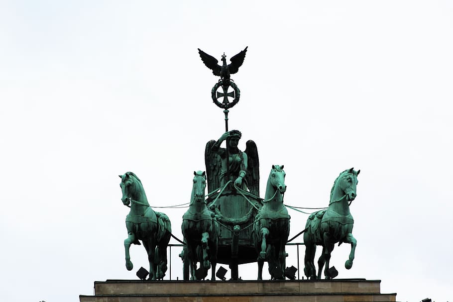 gerbang brandenburg, quadriga, kuda, objek wisata, tempat menarik, sejarah, patung, modal, tengara, berlin