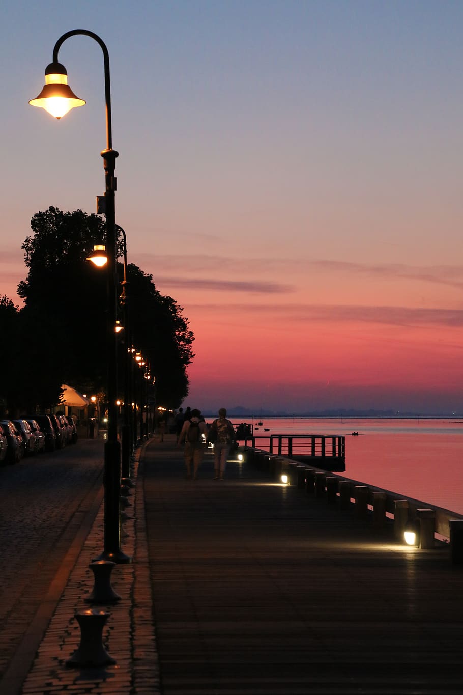 night, streetlights, lights, edge-of-sea, sea, sky-rose, sky, promenade, tourists, pontoon