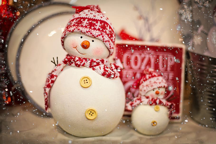 two, snowman figurines, snowman, red, christmas, winter, holiday, xmas, happy, season
