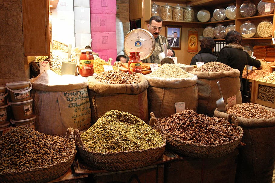 lote de sacos marrones, alepo, bazar, siria, zoco, mercado, especias, vendedor, alimentos, cultivos