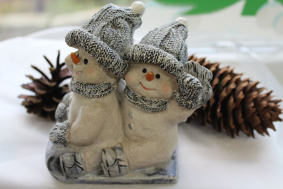 two, snowman, sitting, figurine, christmas, snowmen, ornament, winter, decoration, representation