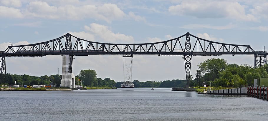 High Bridge, Rendsburg, North America, transporter bridge, centrally, ice, diesel-ice, br605, channel, steel structure
