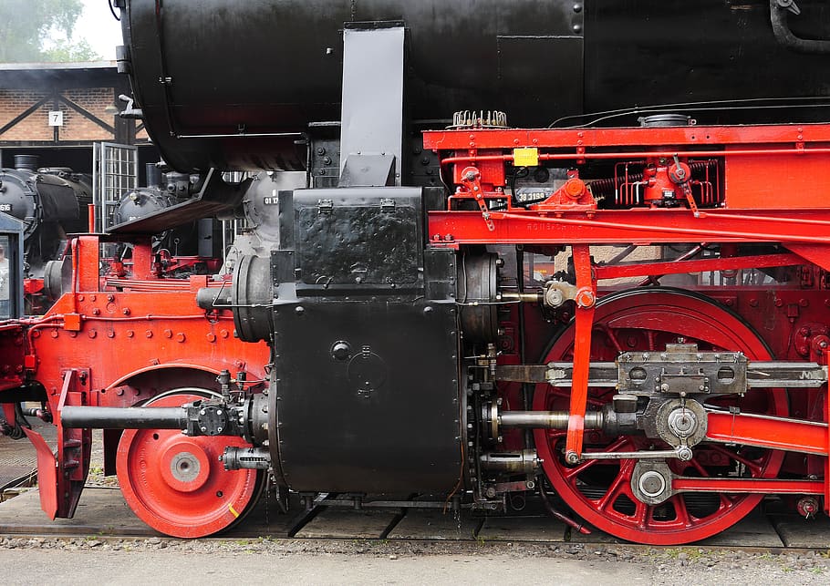 steam locomotive, drive, cylinder, chassis, boiler, slide box, control, br52, locomotive shed, railway museum