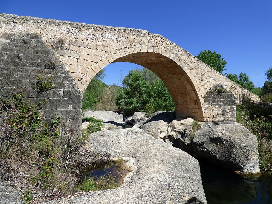 gris, puente de ladrillo, daytie, puente, medieval, románico, piedra, contrafuertes, arco, río montsant