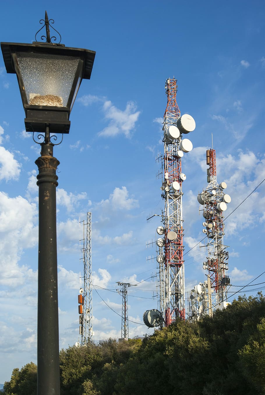 Technology, Street Lamp, Contrast, blue sky, rugged, antennas, telecommunications, past, future, acute
