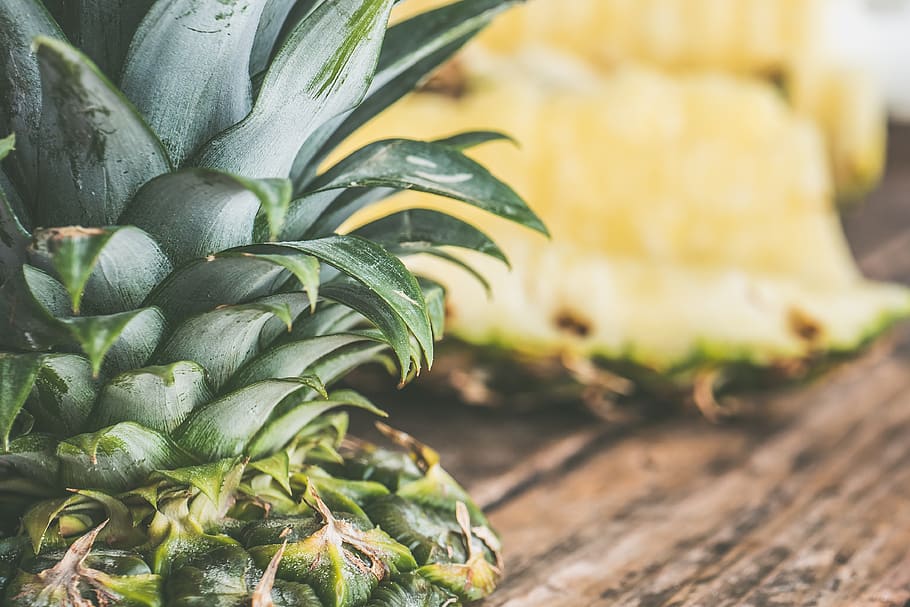 pineapple, table, wood, fruit, food, sliced, fresh, yellow, green, healthy