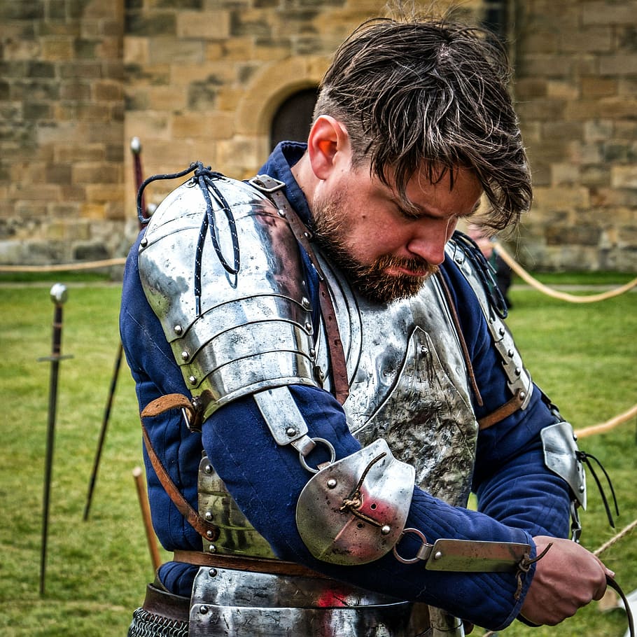 shallow, focus photography, man, silver armor, jousting, knight, armor, medieval, military, sword